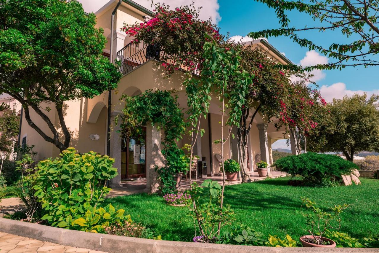 Aparthotel Residenza Pierre Et Badus Badesi