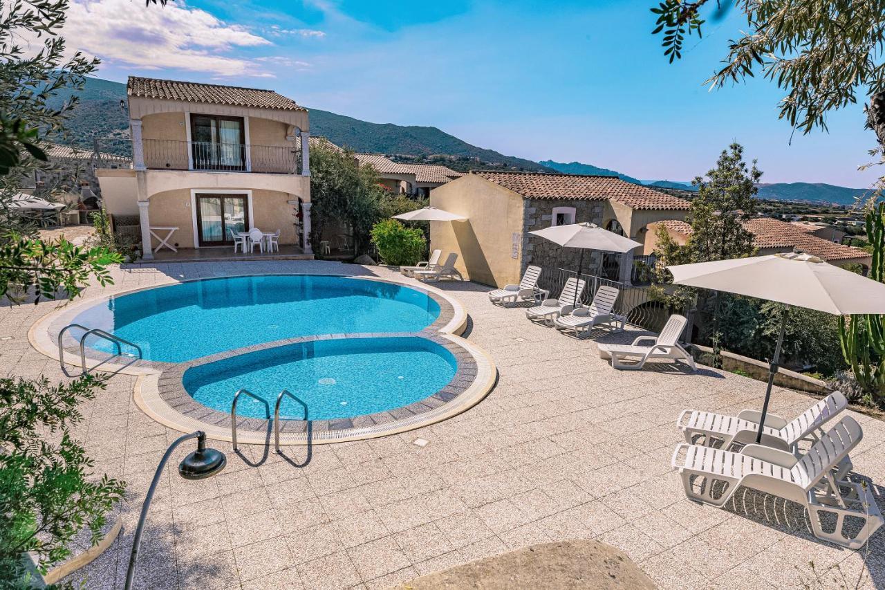 Aparthotel Residenza Pierre Et Badus Badesi